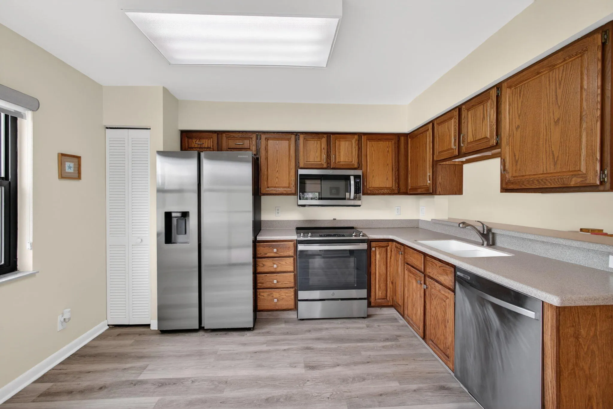 Property photo 24