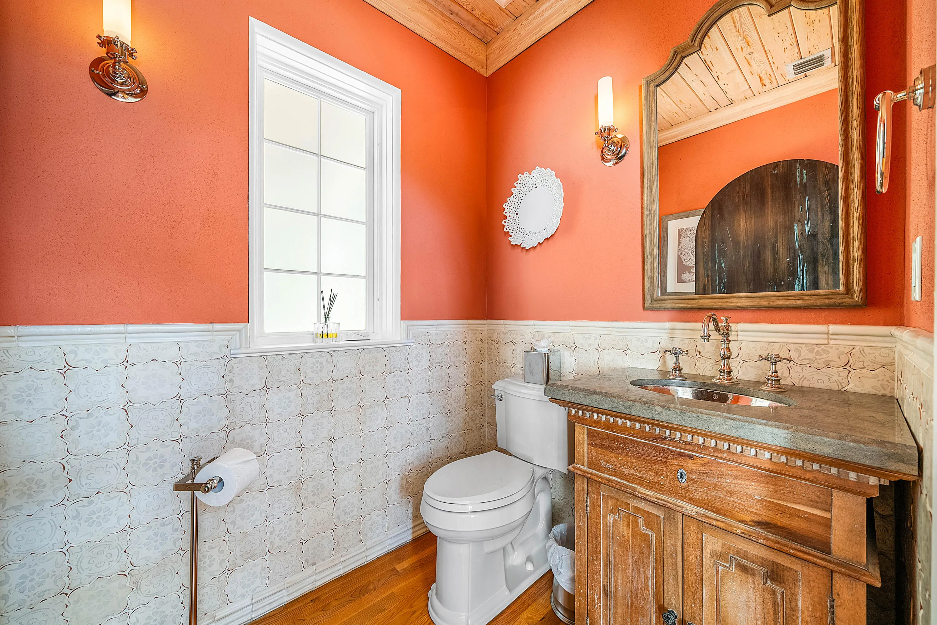 Downstairs half bathroom