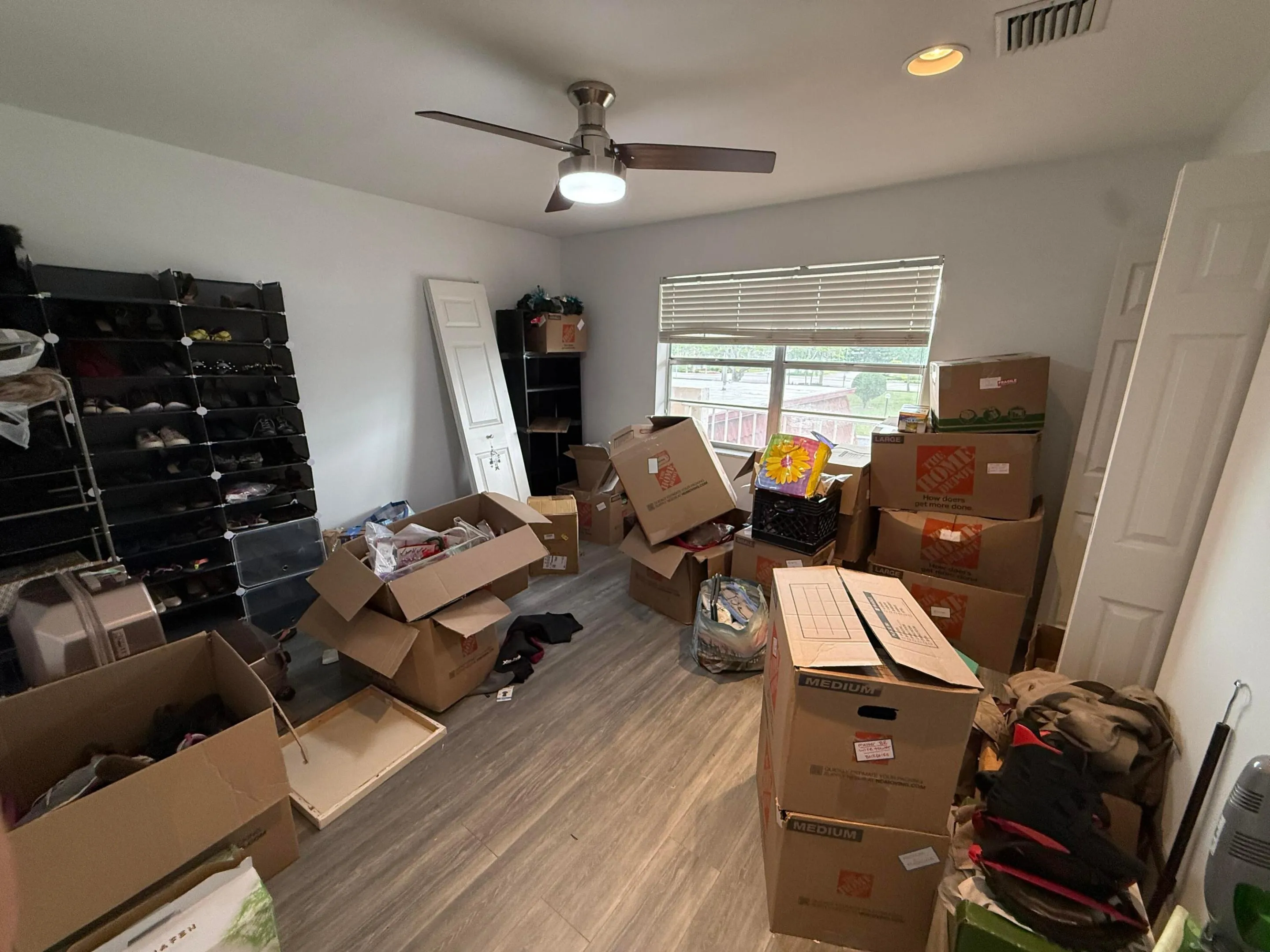 2nd bedroom