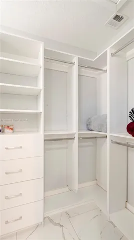 Photo 81