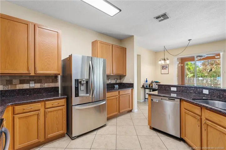 Kitchen (6)