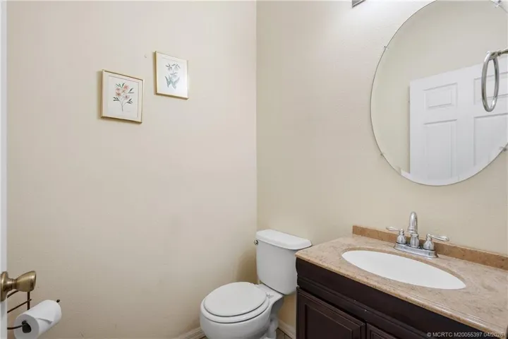 Half bath (downstairs)