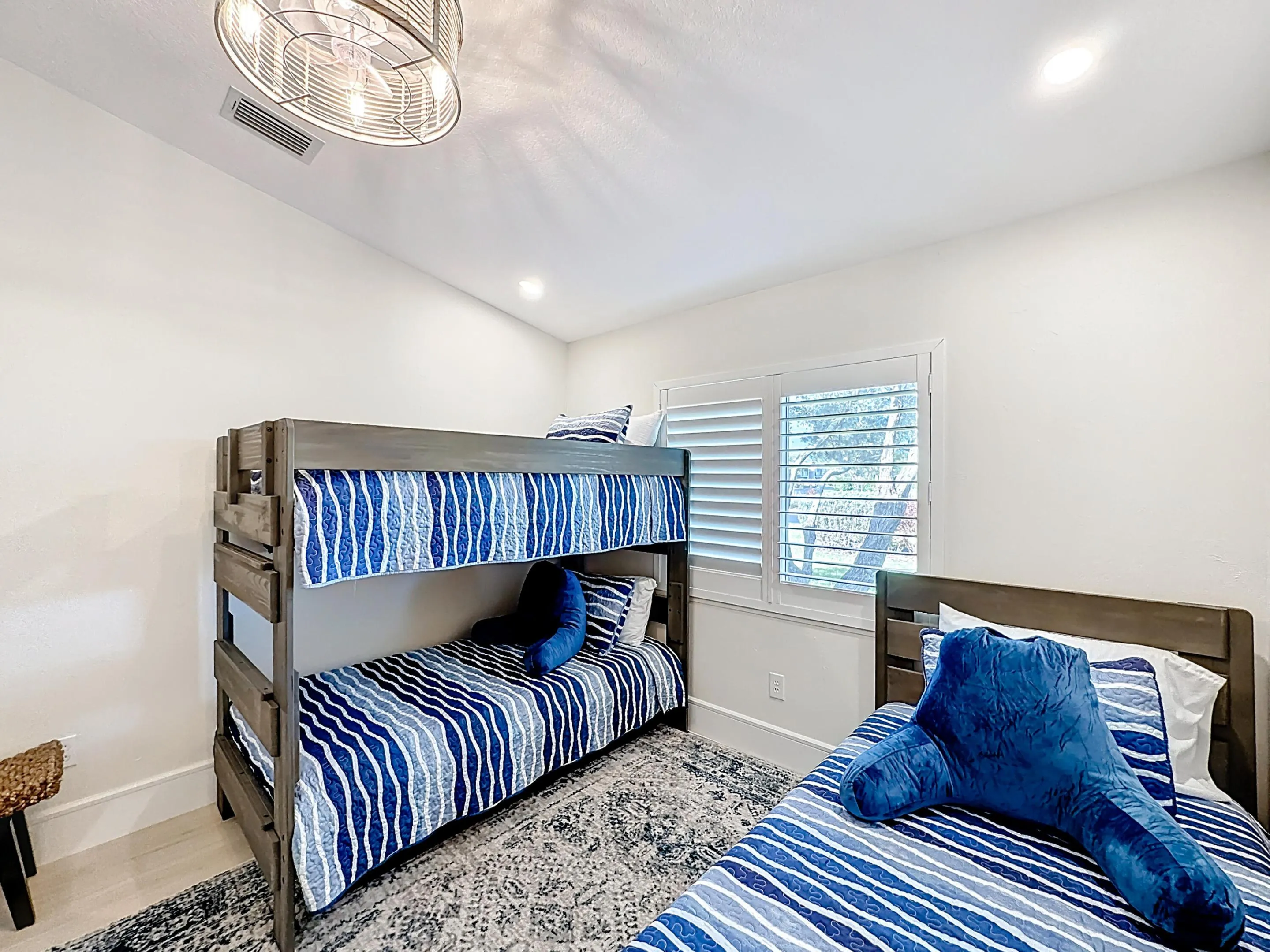 Property photo 74