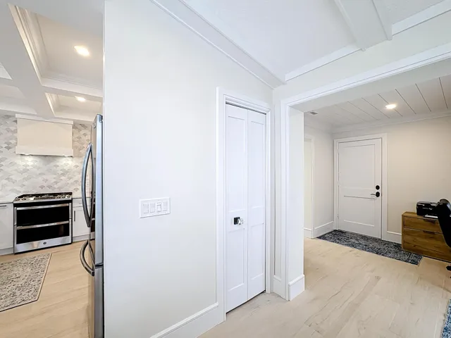 208 River Walk-41