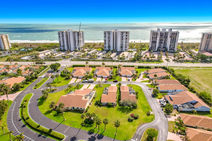 208 River Walk-91