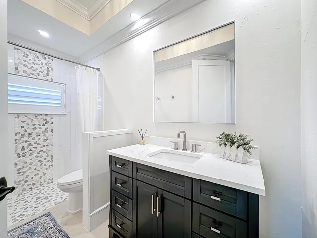 208 River Walk-57
