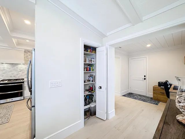 208 River Walk-42