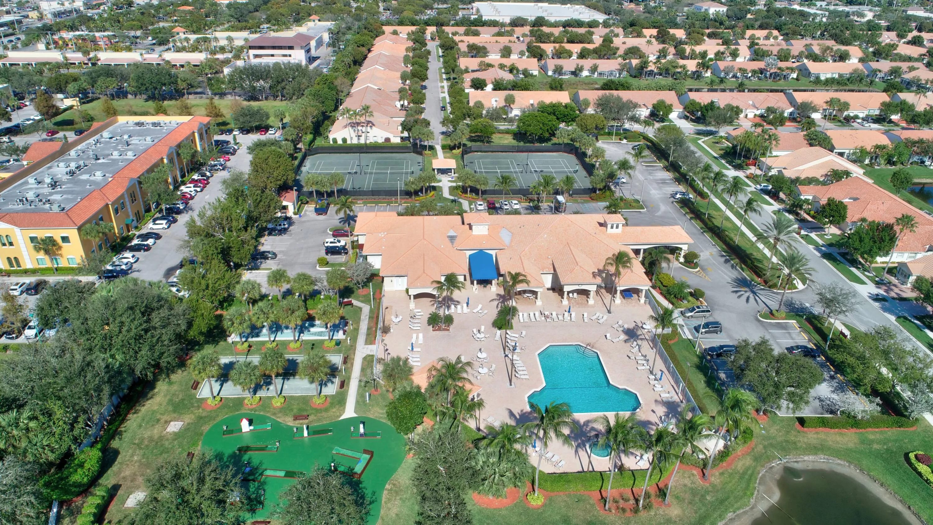 Clubhouse Amenities
