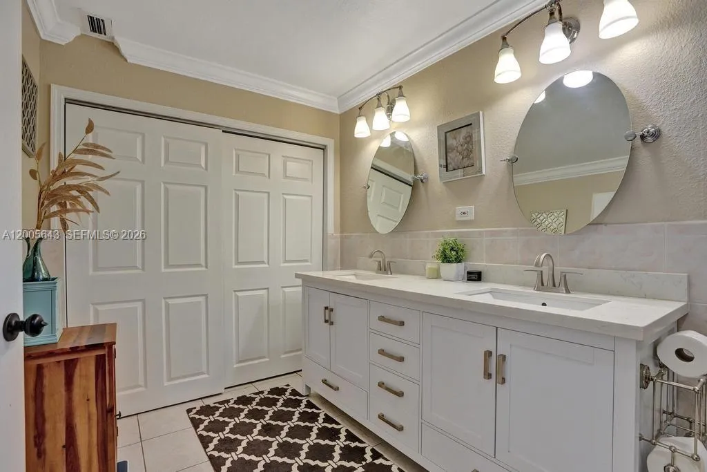 Property photo 54