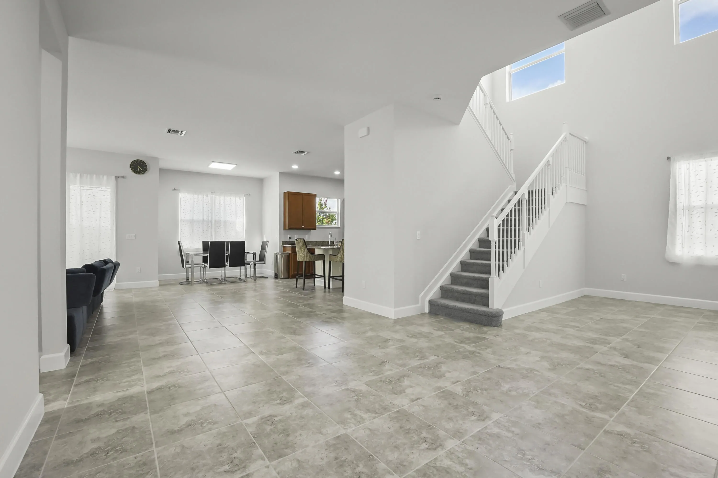07 Living Room 03