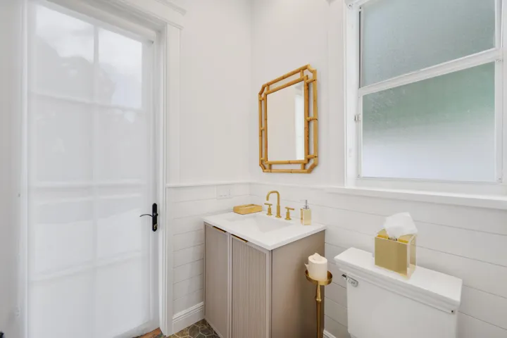 1019 Grand Court - 38.jpg-FULL
