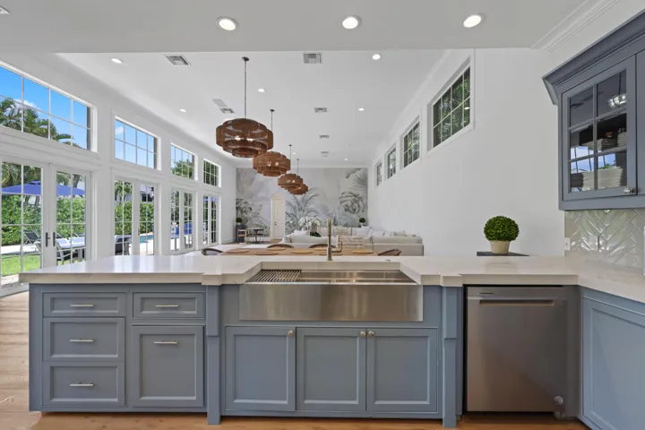 1019 Grand Court - 26.jpg-FULL