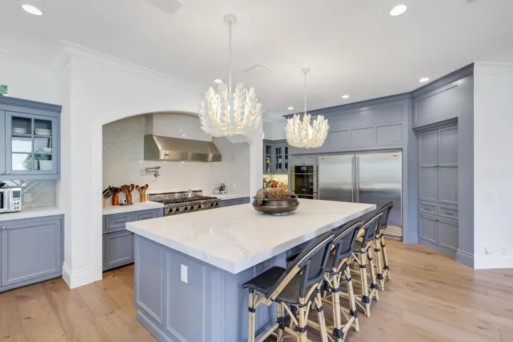 1019 Grand Court - 27.jpg-FULL