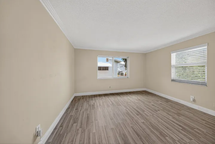 Bedroom #1