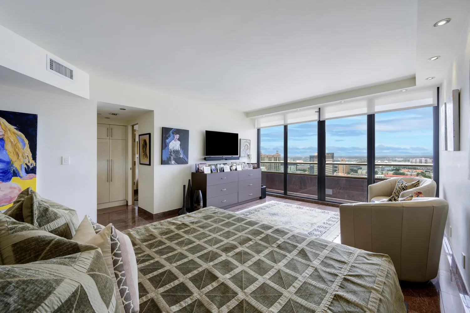525 S Flagler Dr Unit 26h West-large-015