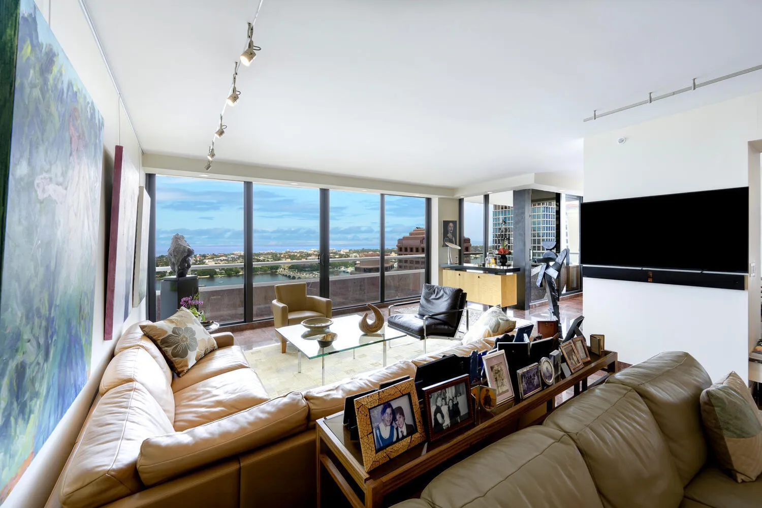525 S Flagler Dr Unit 26h West-large-010