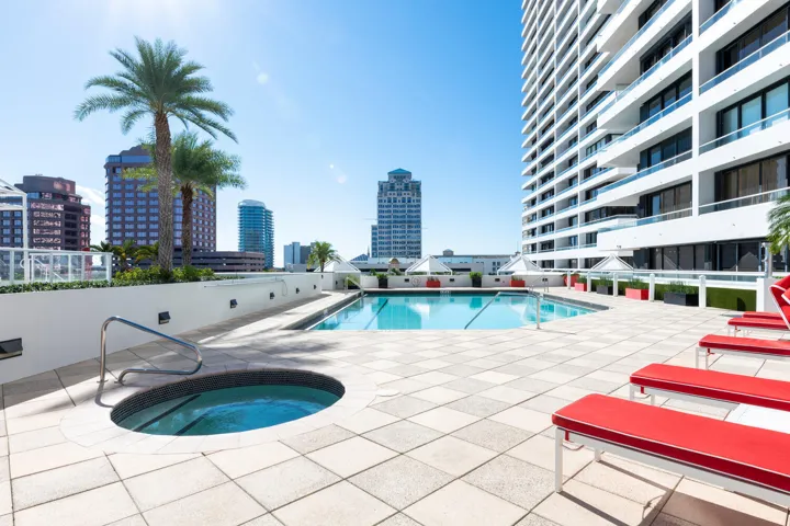525 S Flagler Dr Unit 26h West-large-033