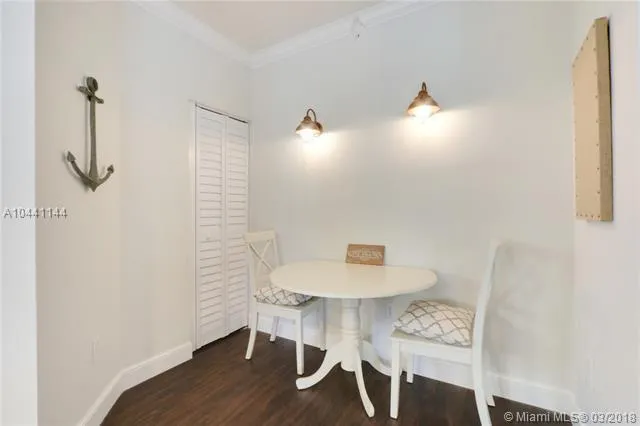 Breakfast nook