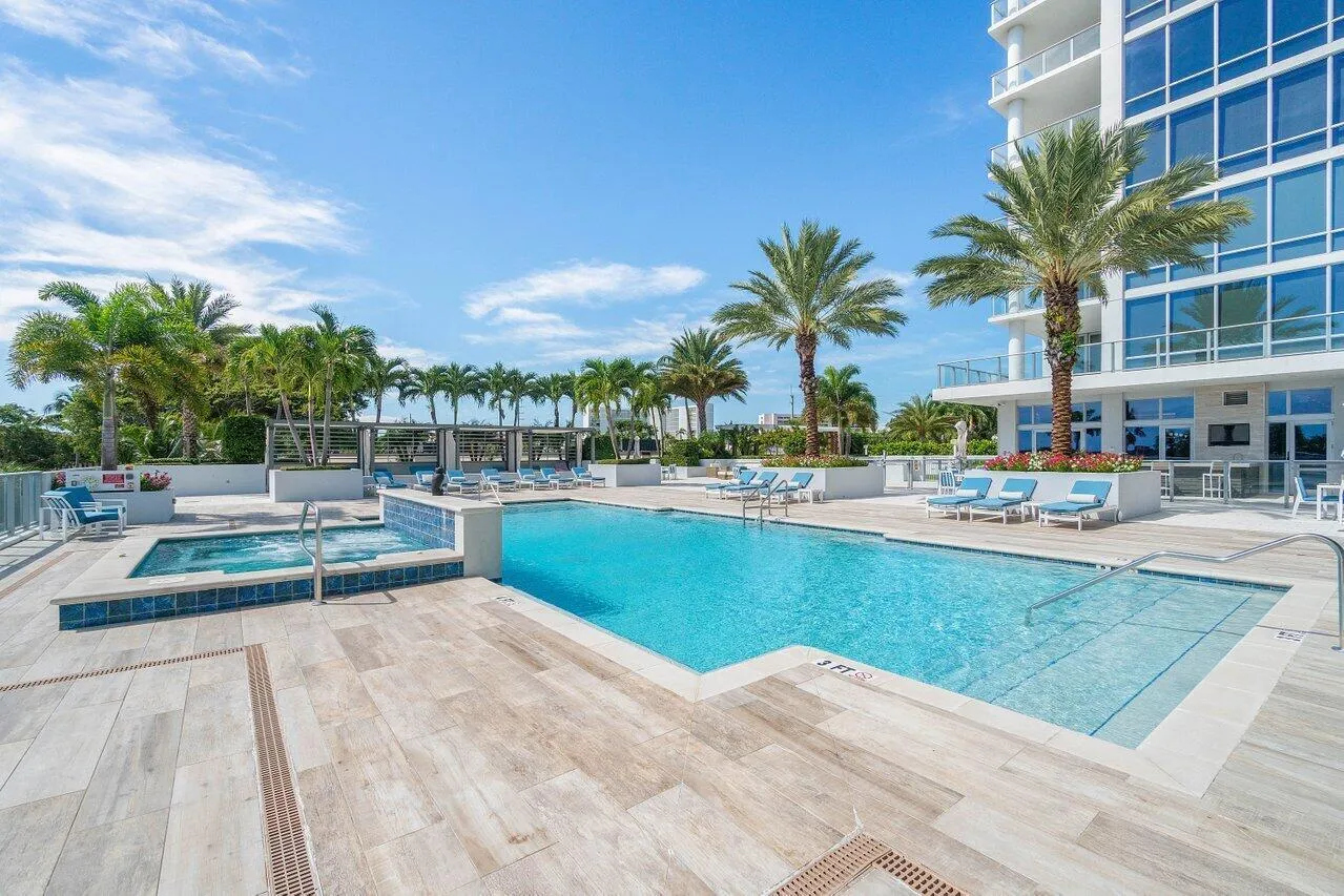048-3WaterClubWay-NorthPalmBeach-FL-3340