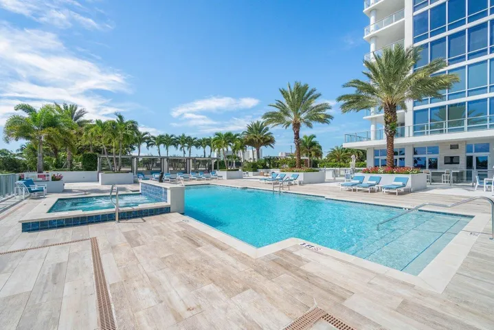 048-3WaterClubWay-NorthPalmBeach-FL-3340