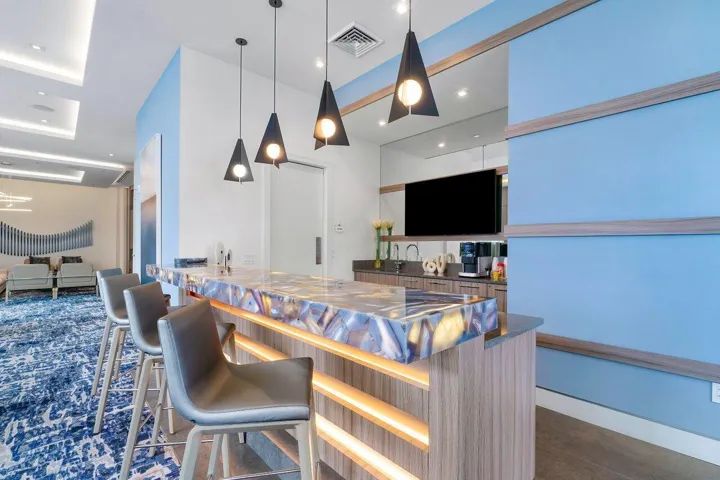 016-3WaterClubWay-Unit401-NorthPalmBeach
