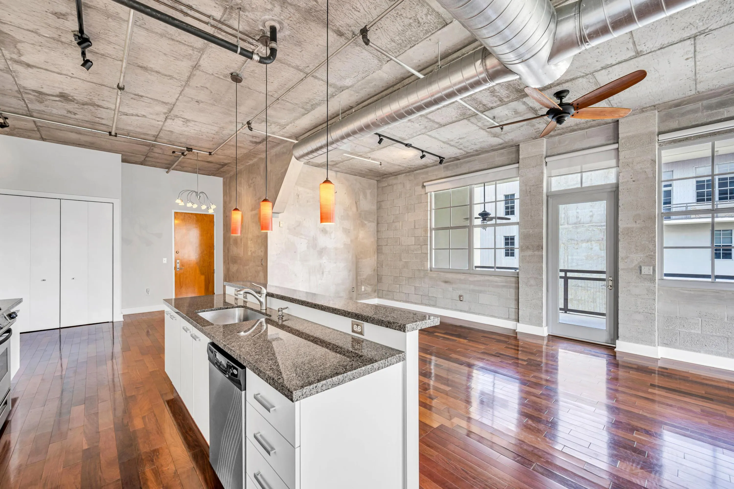 411 NW 1ST AVE #605--10
