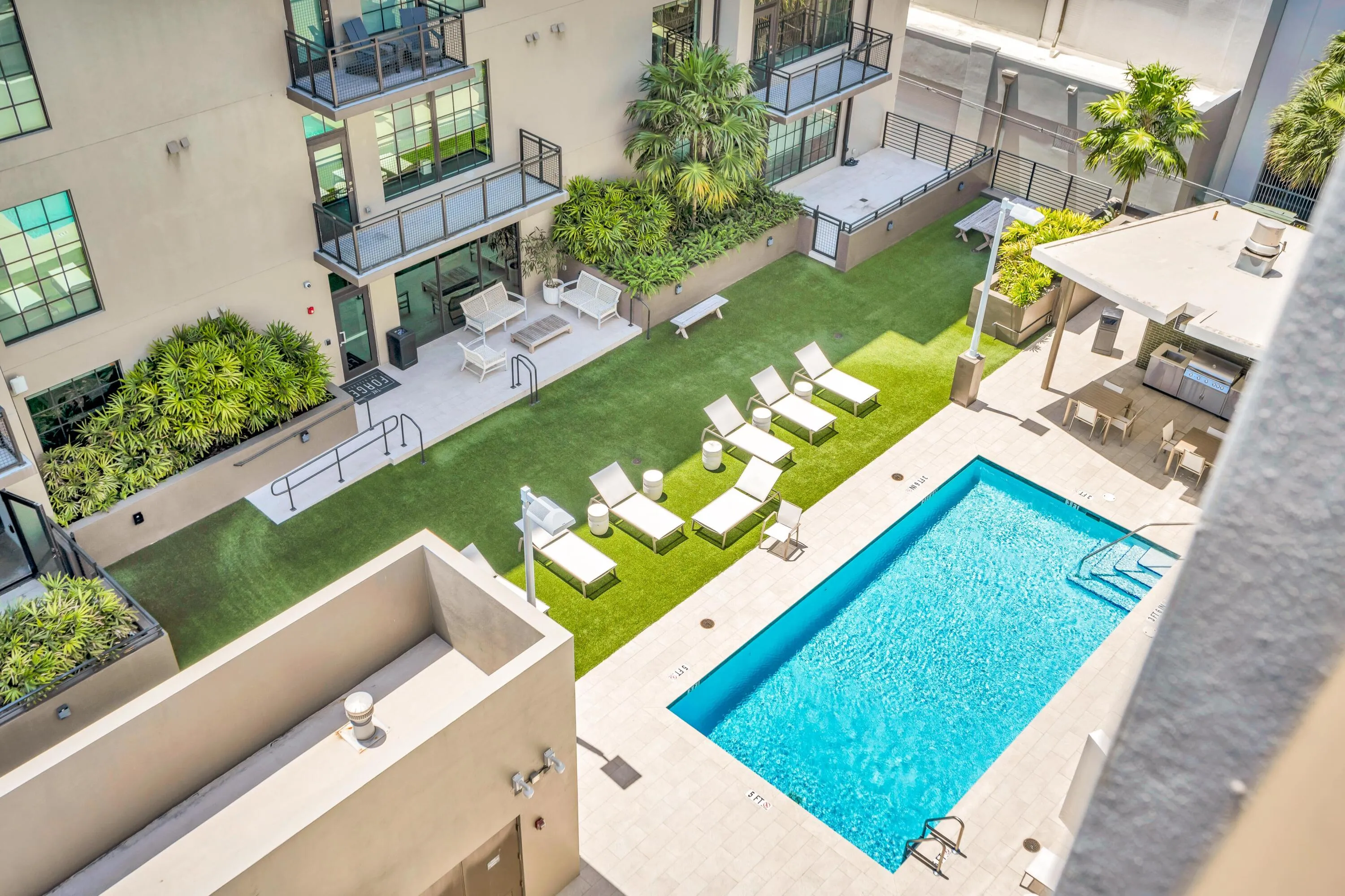 411 NW 1ST AVE #605--16