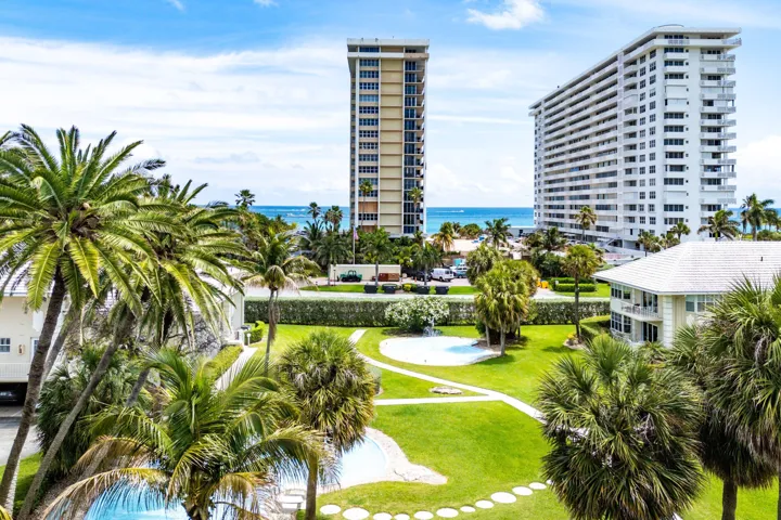030-1299SouthOceanBoulevard-R12-BocaRato