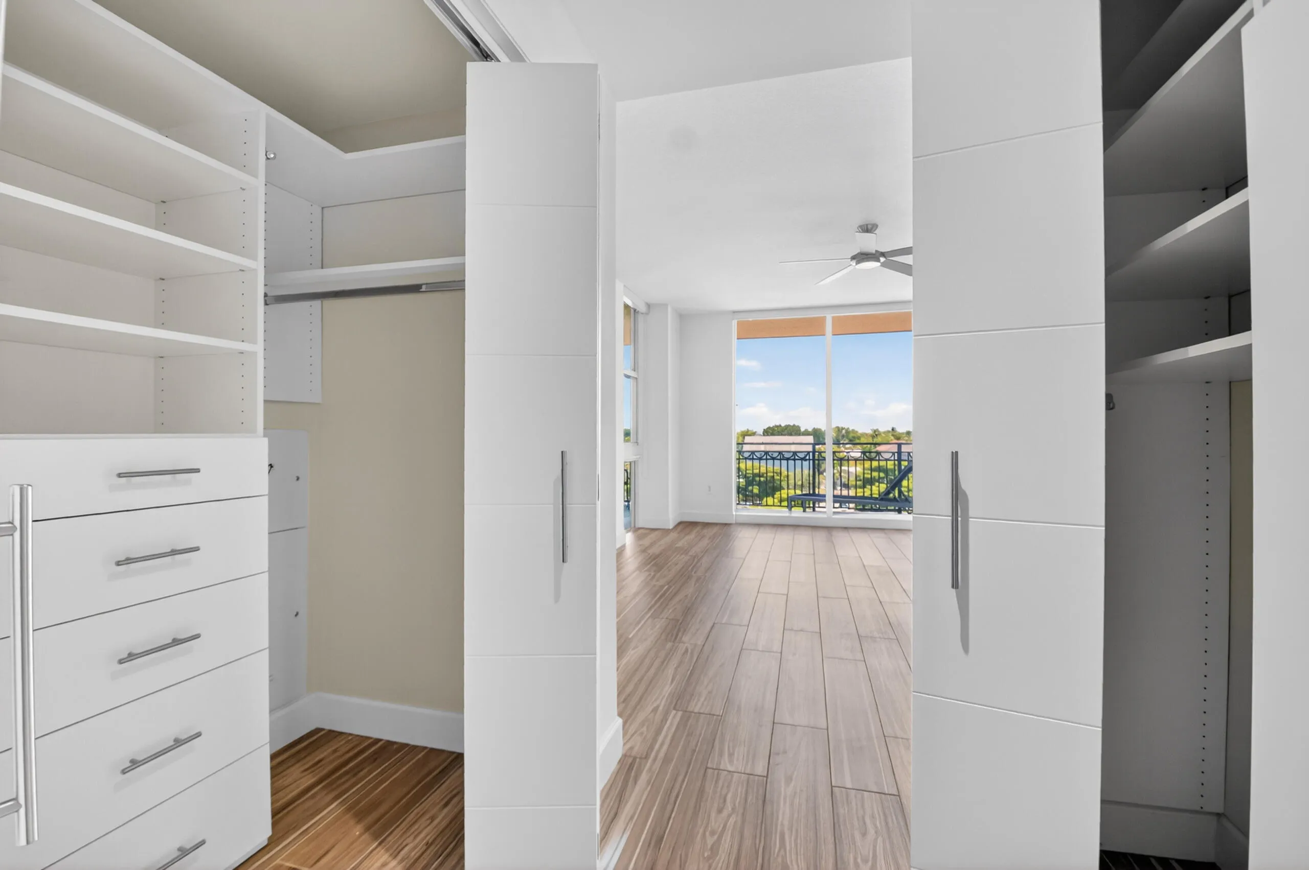 Built-in Closet Shelving