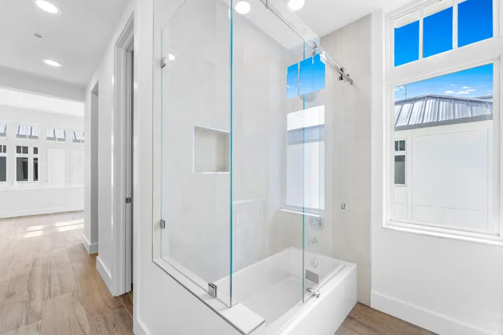 020-184LakeDrive-2303-PalmBeachShores-FL