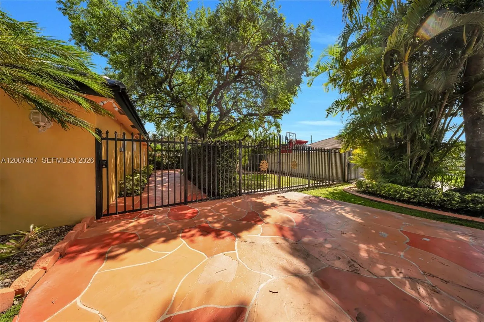 Property photo 199