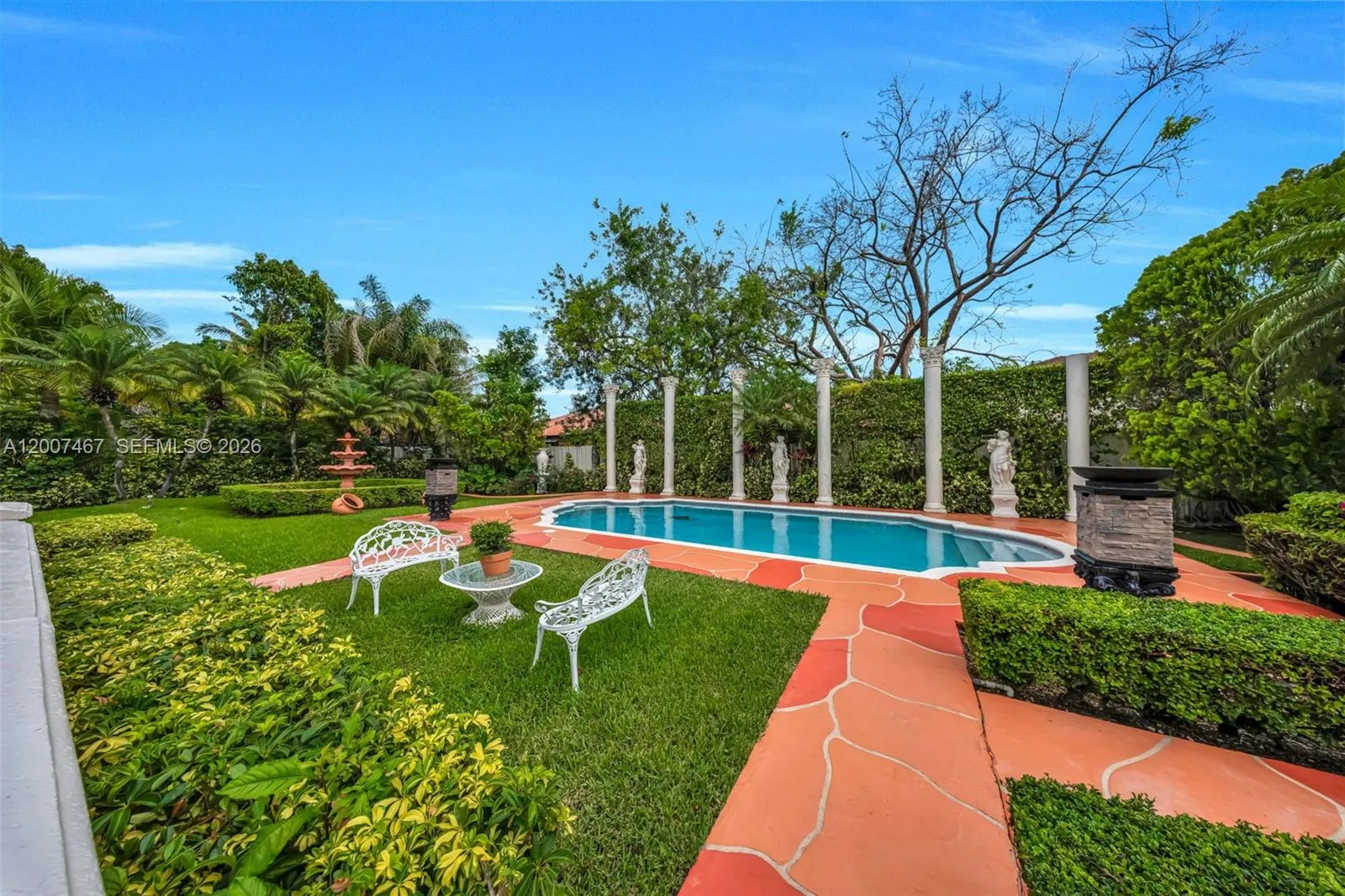 Property photo 237