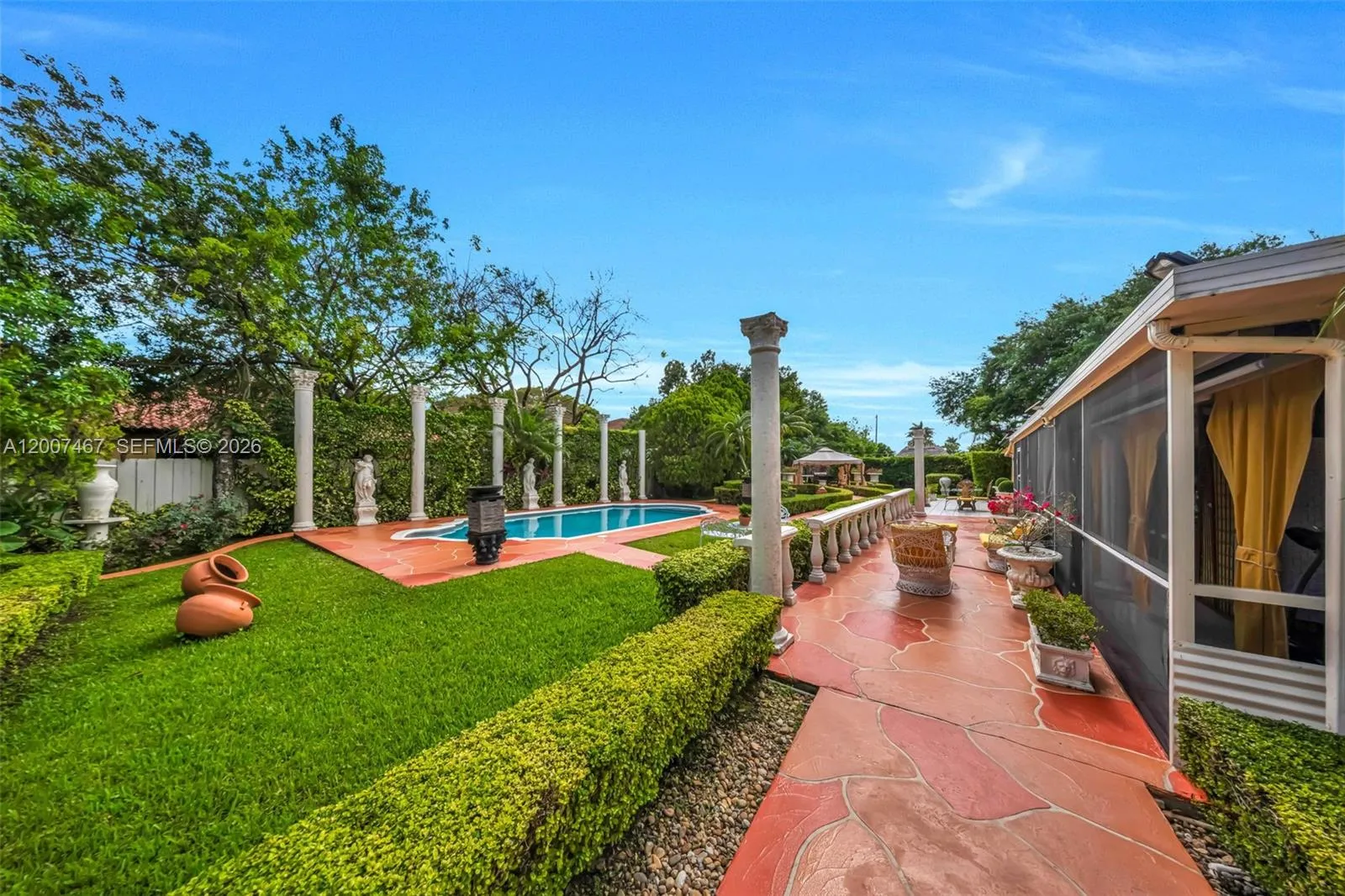 Property photo 253