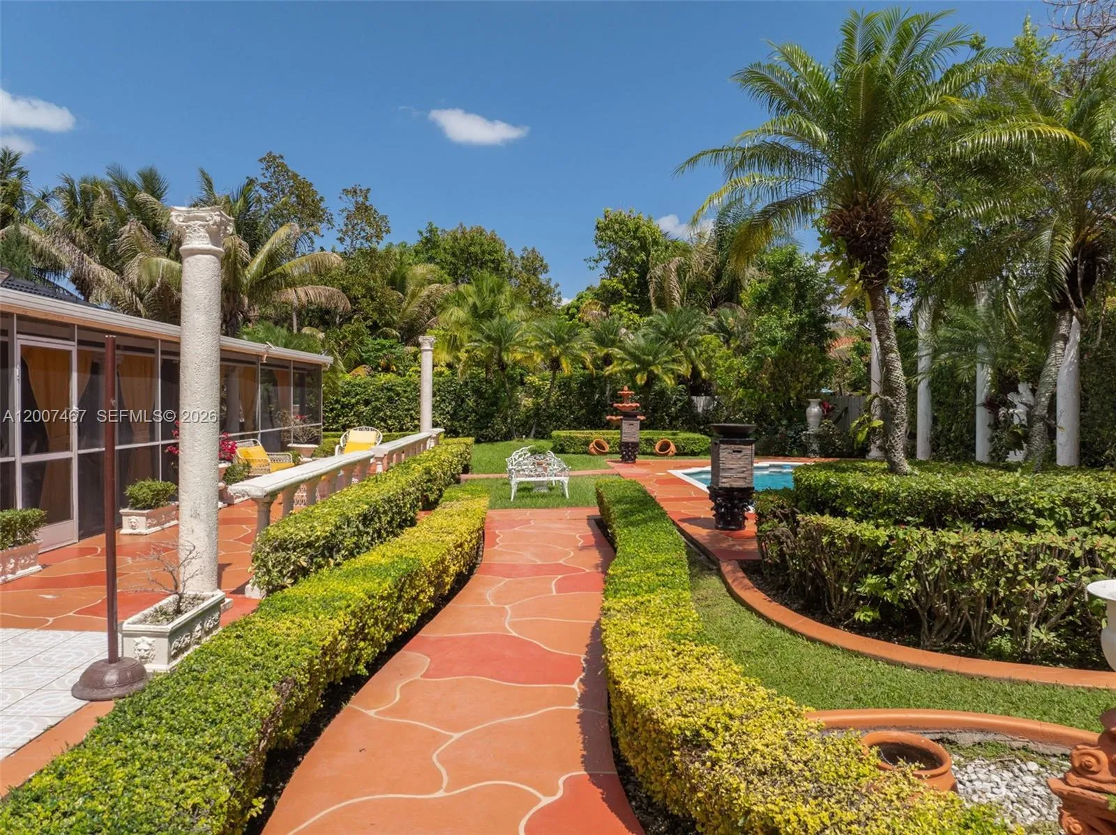 Property photo 212