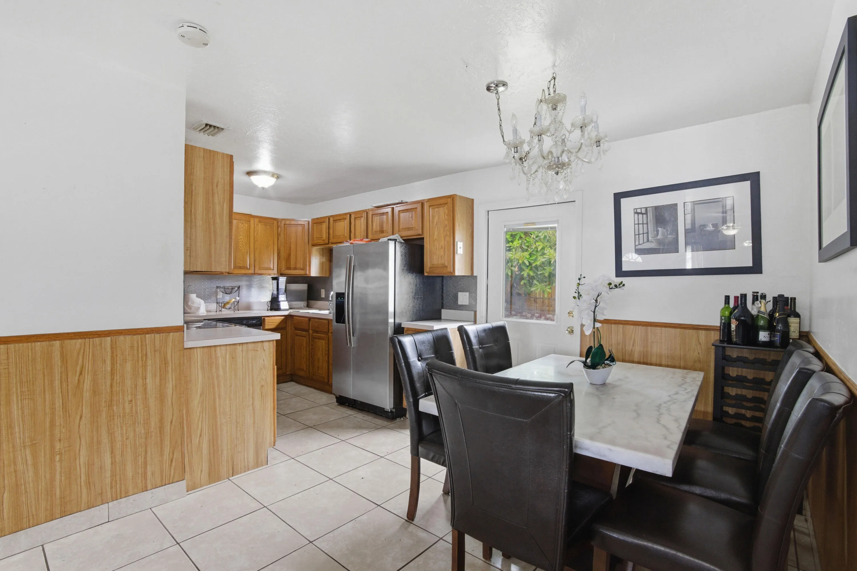 8230 SW 4th Pl_025