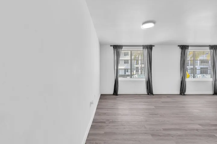 Living Area - Light and bright