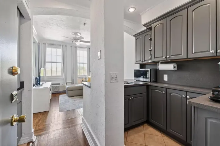kitchen photo 2