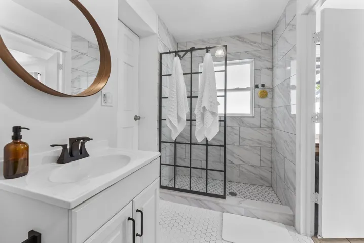 2nd Bathroom