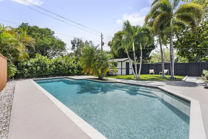 Pool 1