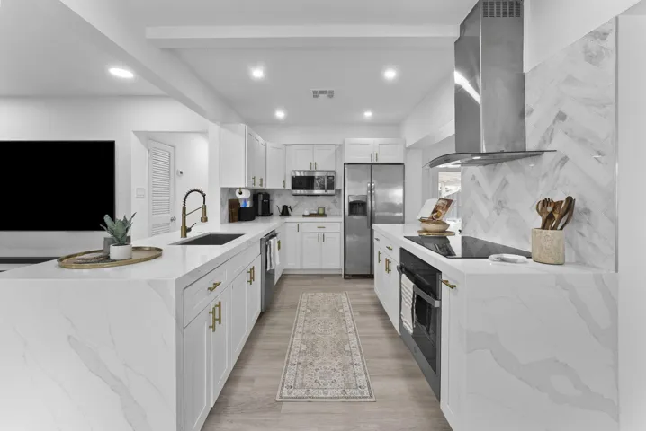 Kitchen 1