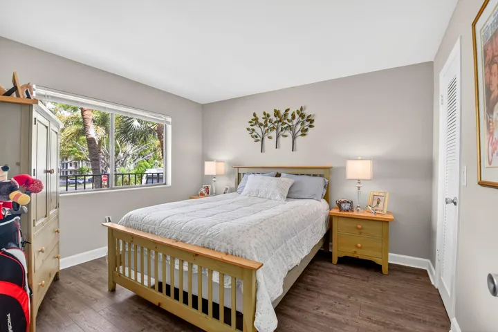 Second bedroom