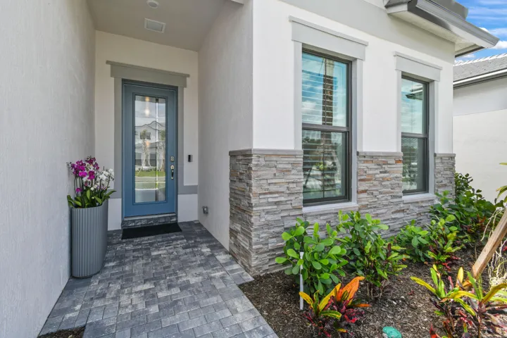 9358CapeHoneyBeeLn(3)