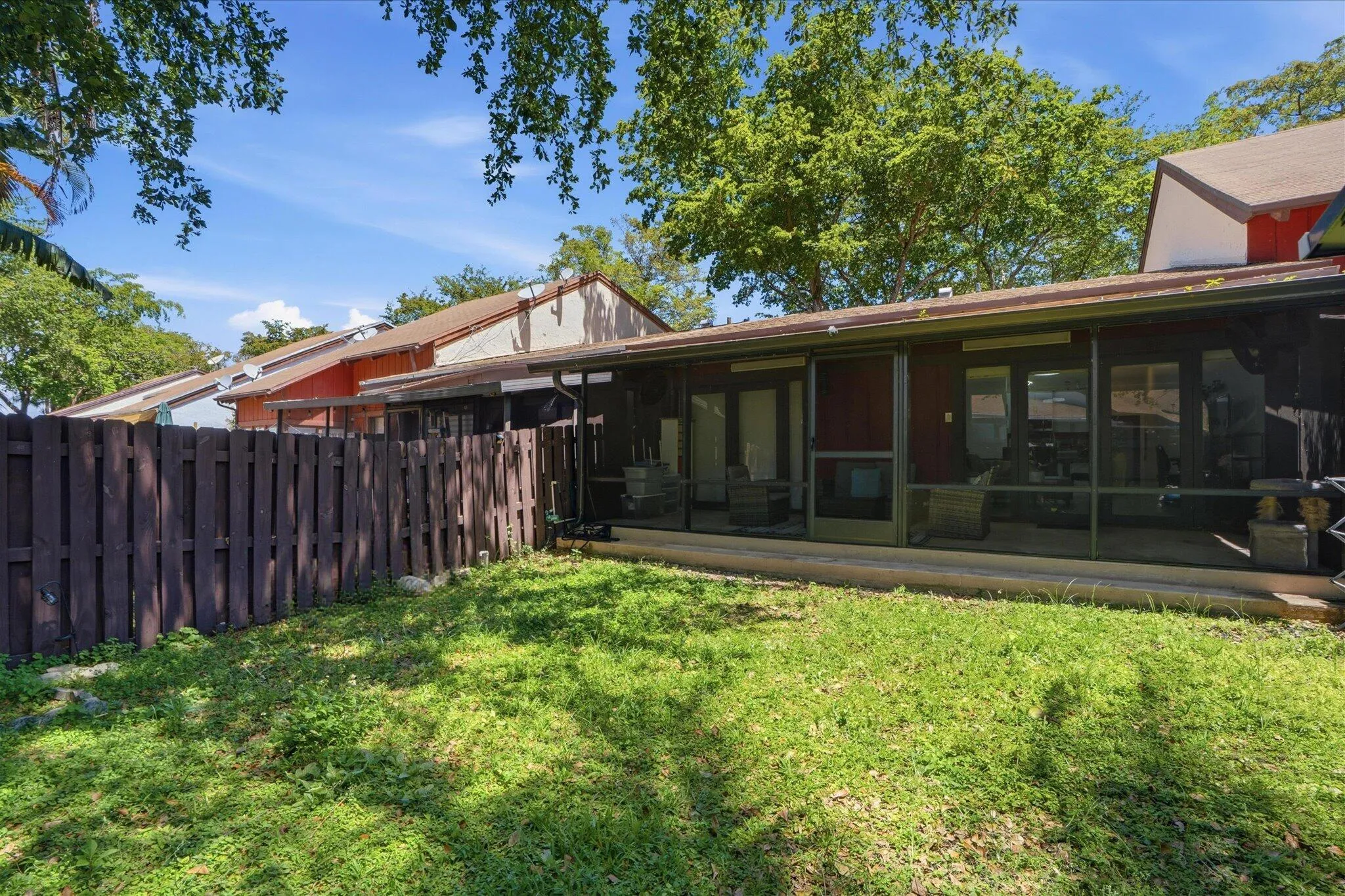 39-3414 Freedom Dr_039