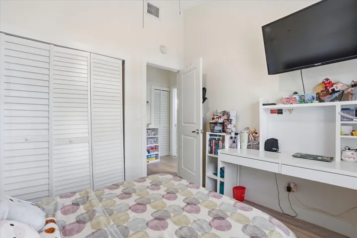 26-3414 Freedom Dr_026