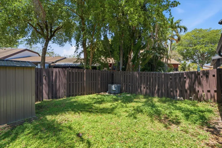 35-3414 Freedom Dr_035