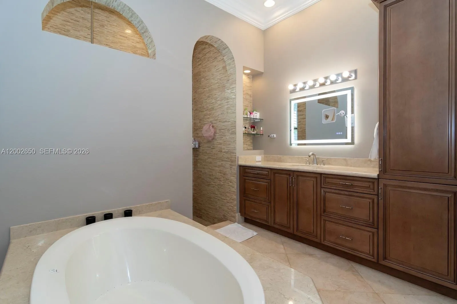 Property photo 43