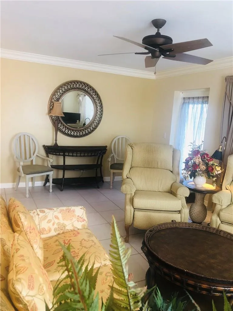 Property photo 44