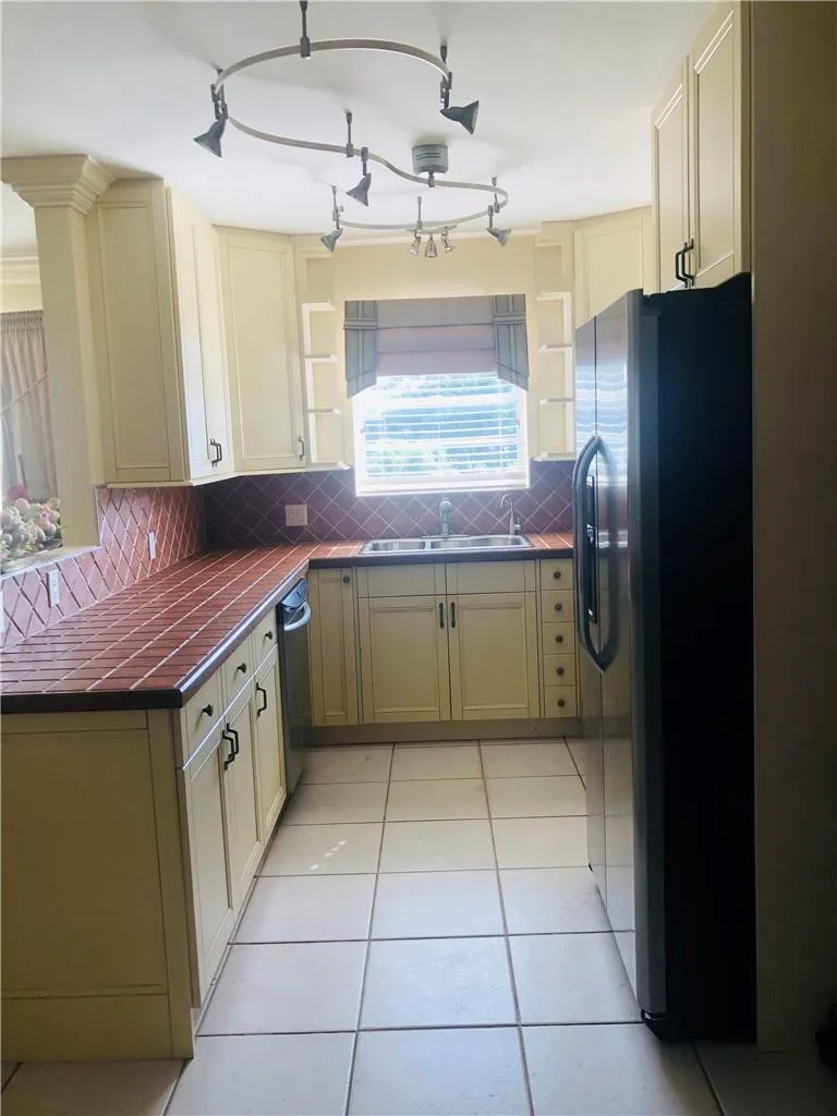Property photo 52