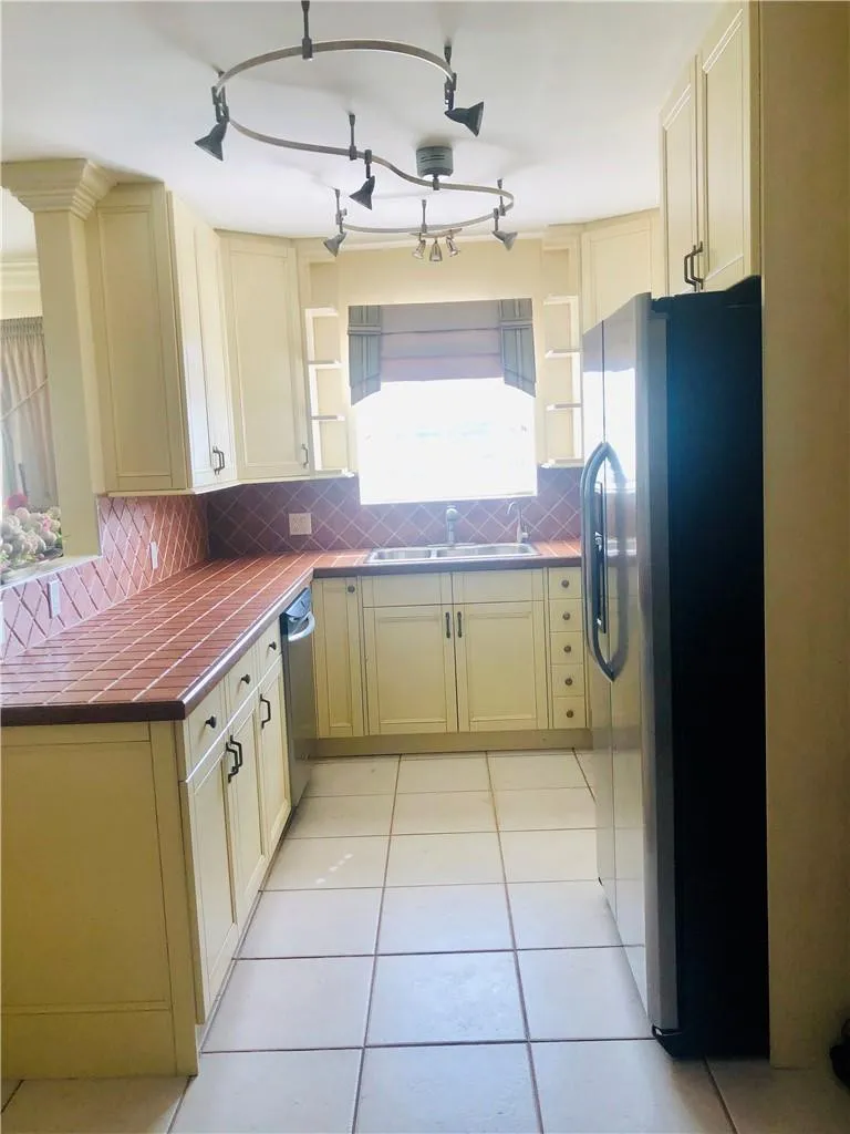 Property photo 47