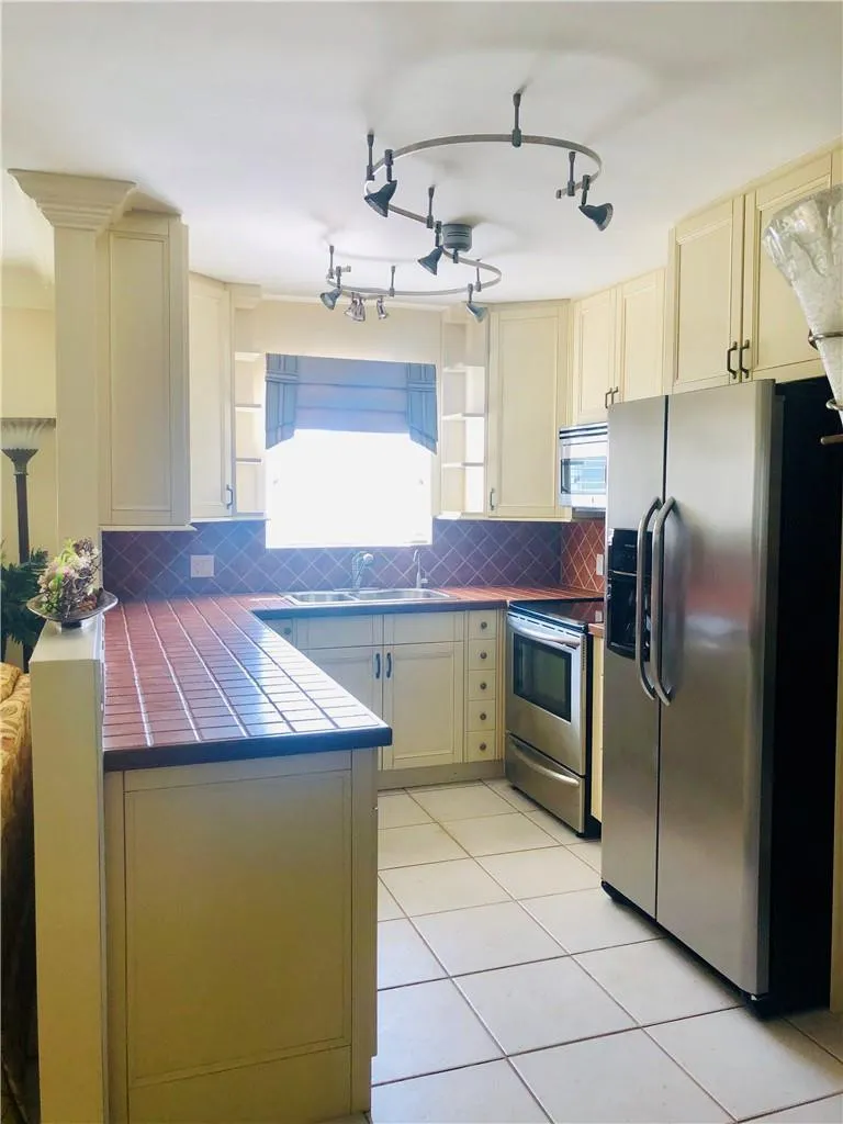 Property photo 40